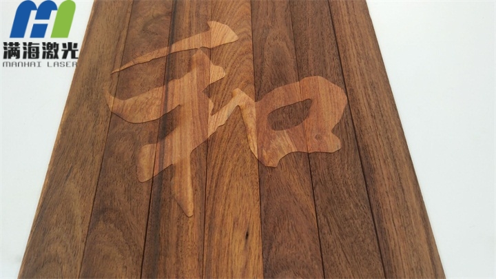 木（mù）製牌（pái）匾激（jī）光雕（diāo）刻