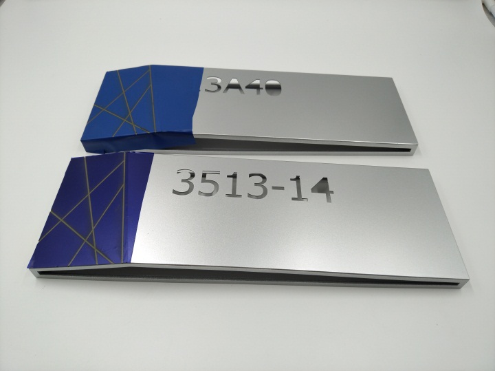 高檔寫字樓鋁合金標識標牌激光雕刻