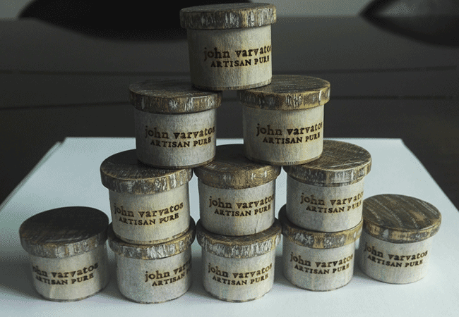 木質瓶蓋旋轉激光打（dǎ）標4