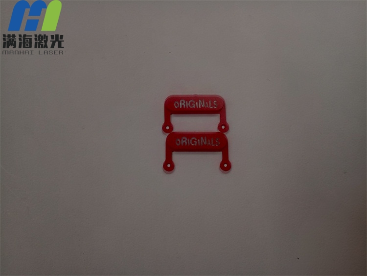 噴漆塑膠按（àn）鍵（jiàn）表麵激光刻字