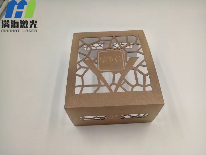 皇庭（tíng）酒店紙（zhǐ）製月餅盒激光切割