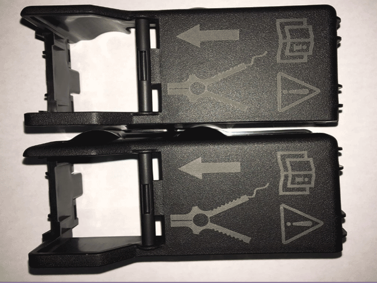 汽車配（pèi）件塑膠件激光加工